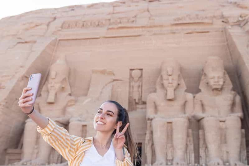 Billet Depuis Assouan : Visite guidée d'Abou Simbel avec guide et voiture privée