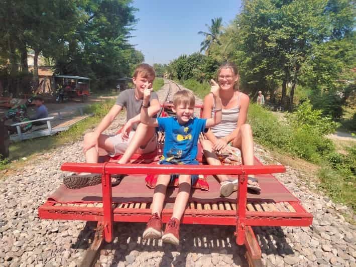 Visite de l'après-midi : Train de bambou, grotte de la mort et grotte de la chauve-souris