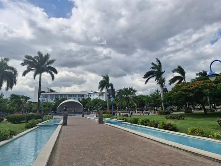 Kingston comme un local - Le City Tour authentique !