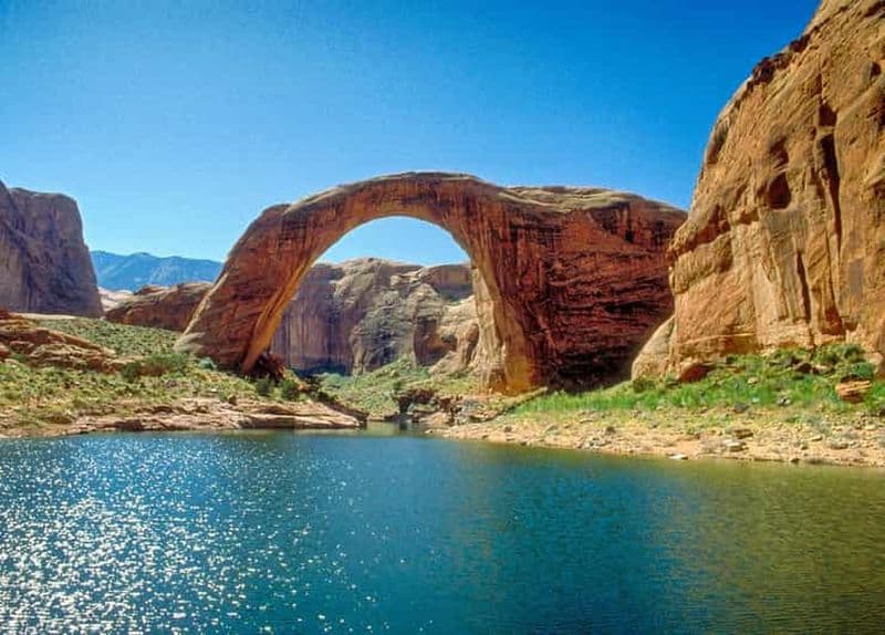 Billet Page : Croisière commentée sur le lac Powell avec visite à pied du Rainbow Bridge