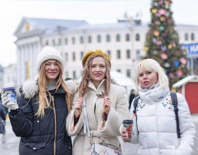 Promenade à la lumière des étoiles à Saint-Marin : Une visite à pied pour Noël