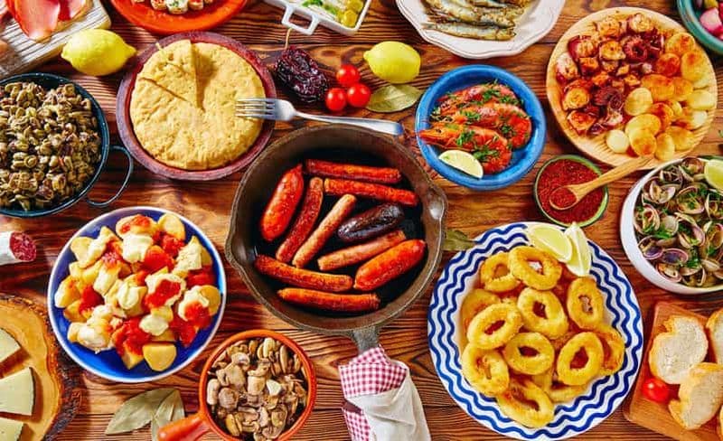 Billet Dégustation de tapas avec boissons dans la vieille ville de Santiago