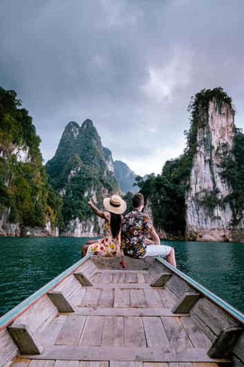 Billet Phuket : visite du parc national de Khao Sok et du lac Cheow Lan