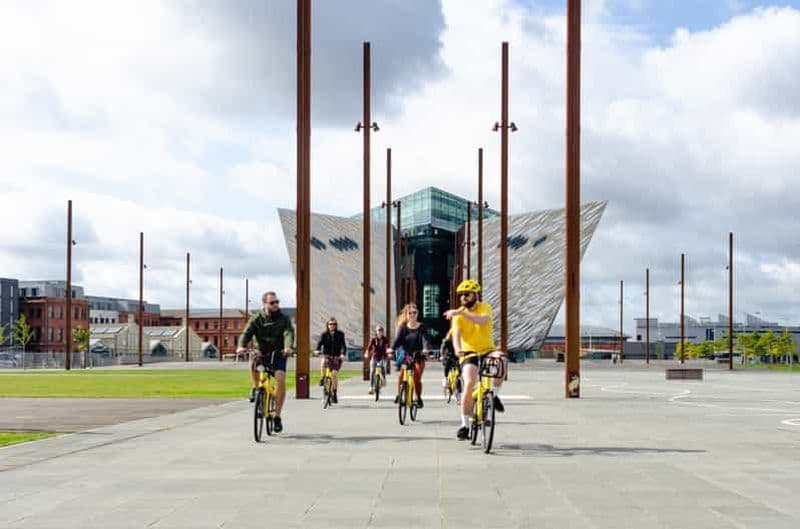 Belfast : City Highlights Bike Tour