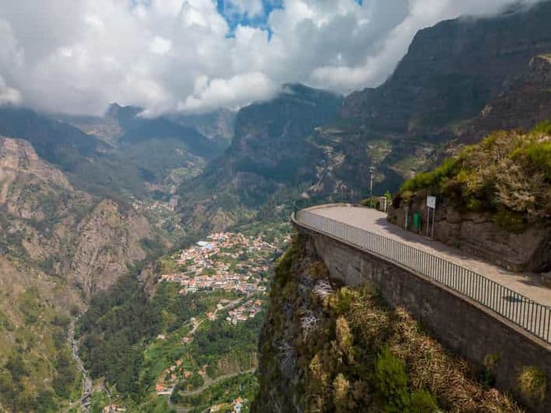 Faire Funchal - Vallée des Nonnes en Tuk Tuk (2h30)