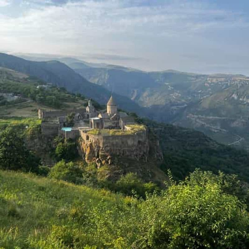 Billet Merveilles culturelles et naturelles Visite privée du monastère de Tatev