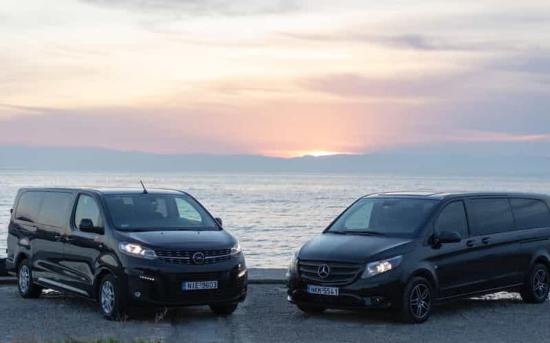 Santorin : Service privé de transfert aéroport et port