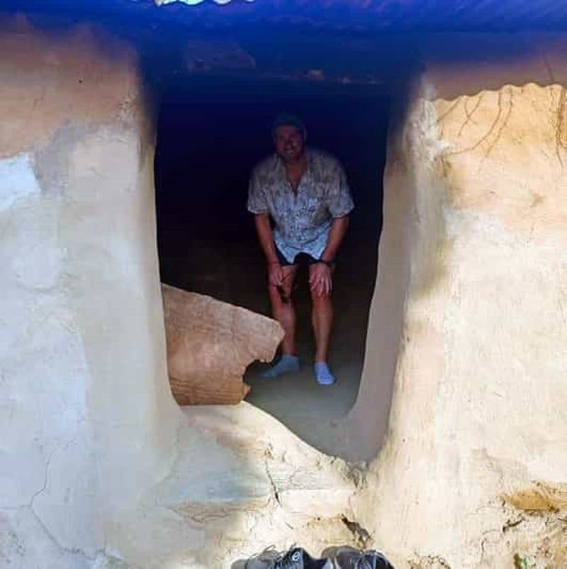 Amer : Randonnée exotique guidée, yoga et visite du village