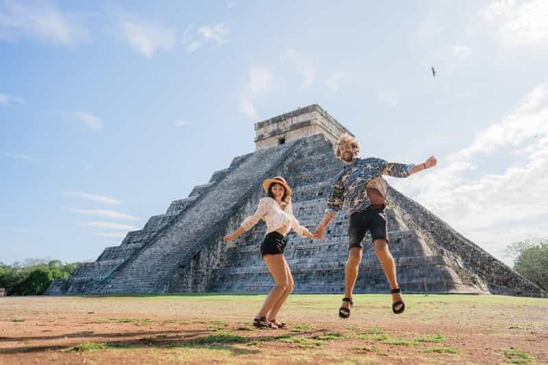 Billet Exploration privée du Yucatán : ruines, cénotes et villes coloniales