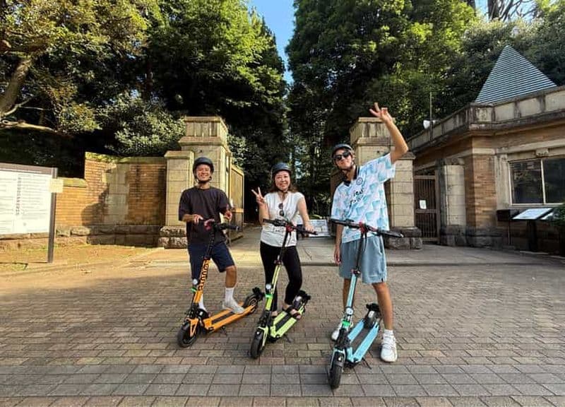 Billet Tokyo : visite à vélo électrique ou à trottinette d'un quartier caché de Shibuya