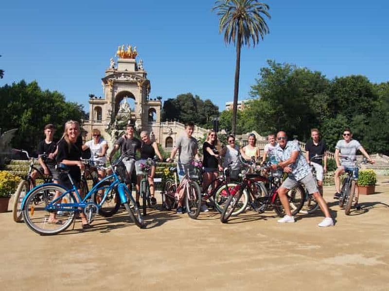 Billet Barcelone : visite à vélo relaxante et amusante - en anglais