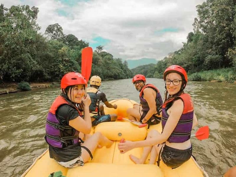 Billet Depuis Negombo : Aventure de rafting en eaux vives