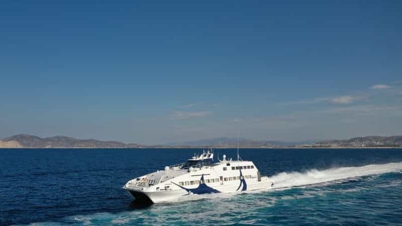 Milos : trajet en ferry rapide entre Milos et Sifnos