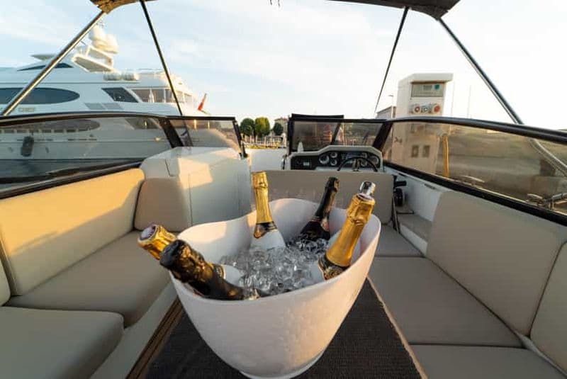 Billet Zadar : croisière au coucher du soleil et de nuit avec vin mousseux à volonté