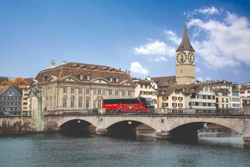 Zurich : Visite en bus avec audioguide des principales attractions de la ville