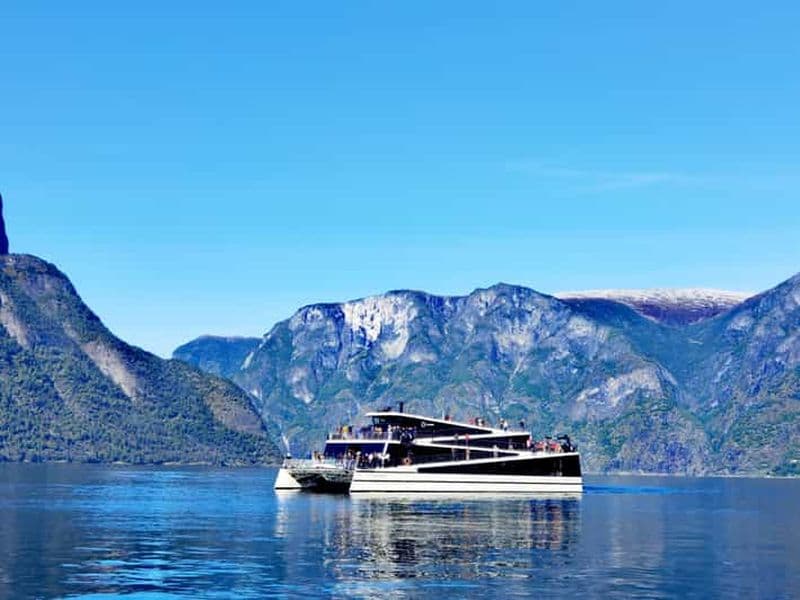 Billet Circuit de 5 jours Oslo-Nærøyfjord-Bergen-Hardanger-preikstolen