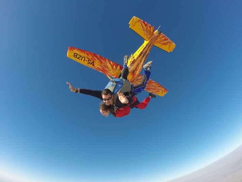 Depuis Swakopmund : le saut en parachute en tandem