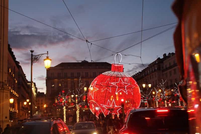 Billet Visite privée de 2 heures en TukTuk : les lumières de Noël, prise en charge gratuite