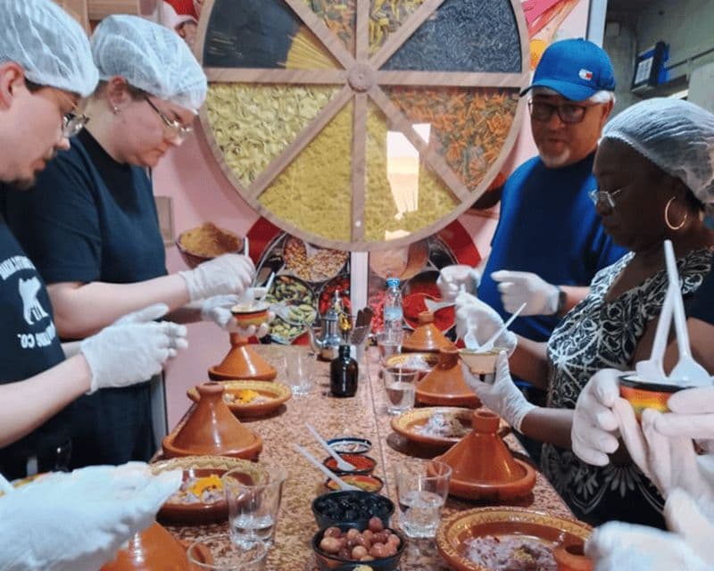 Marrakech : Cours de cuisine marocaine avec prise en charge