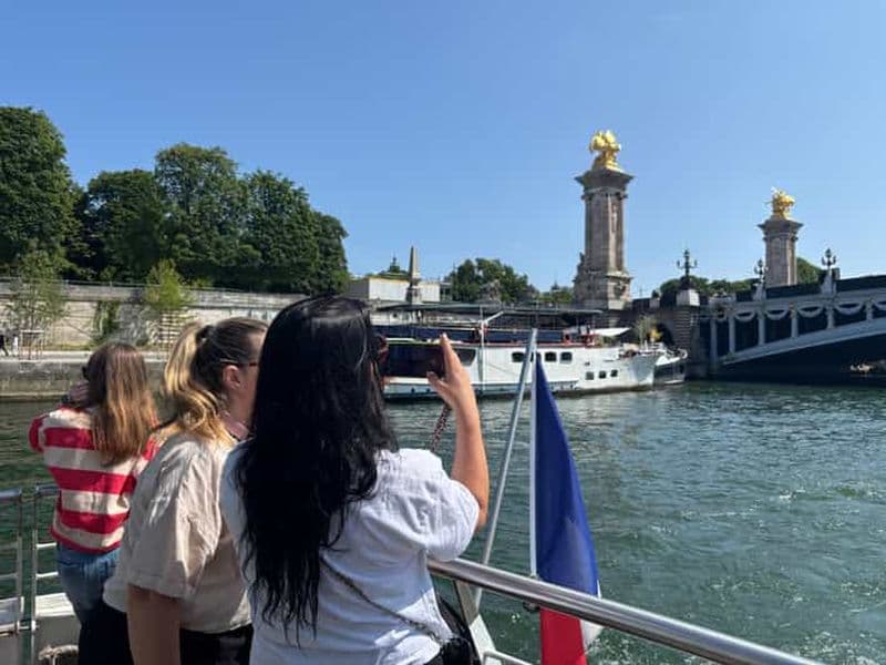 Billet Paris : croisière à arrêts multiples sur la Seine avec 9 arrêts