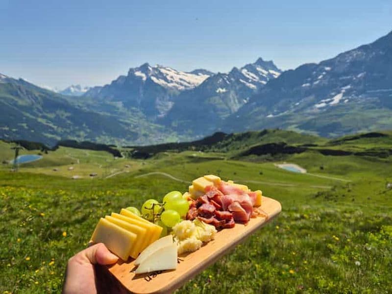 Männlichen : dégustation de fromage et de chocolat au sommet de la montagne