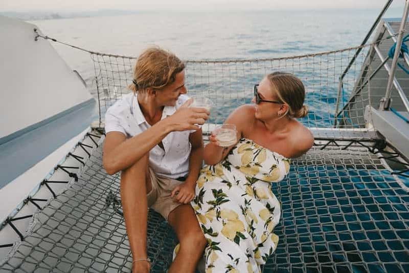 Billet Barcelone : Brunch Boat Party avec boissons et DJ