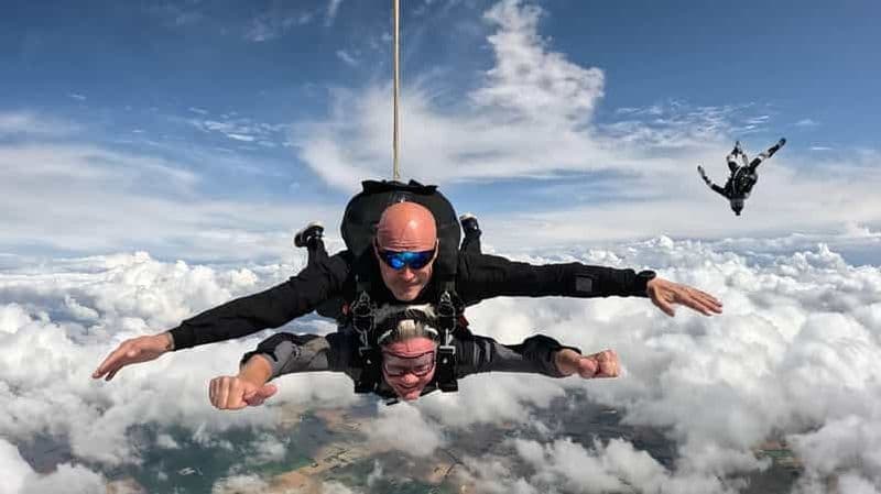 Copenhague : Saut en parachute en tandem - L'aventure ultime à Copenhague
