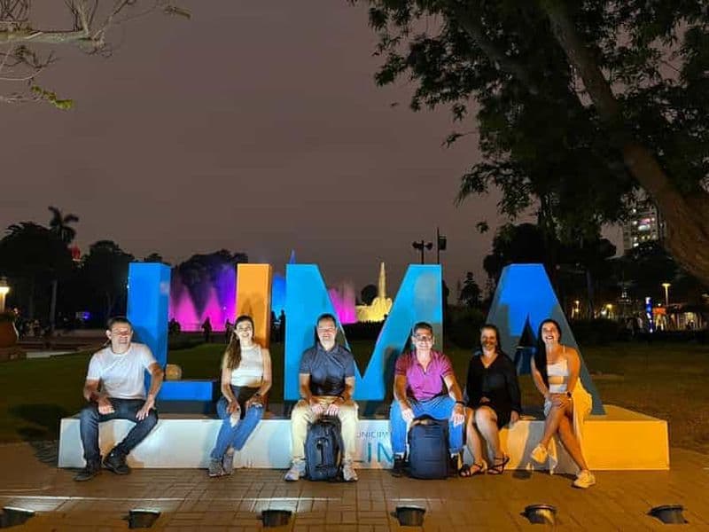 Visite du circuit des eaux magiques avec dîner et spectacle de danse