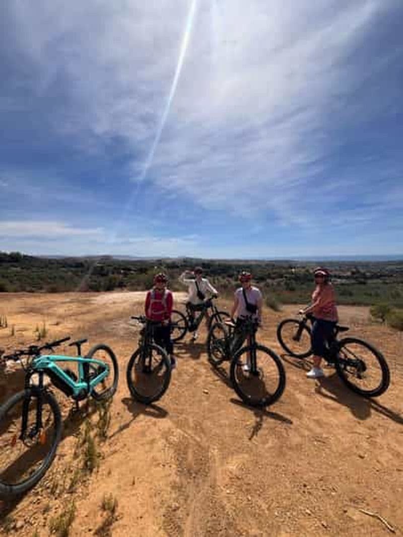 Billet E-bike & Food Experience dans la Vallée des Temples : histoire, nature et traditions