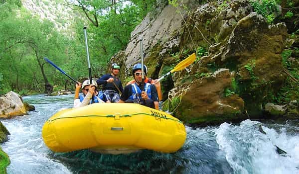 Depuis Omiš : demi-journée de rafting sur la rivière Cetina