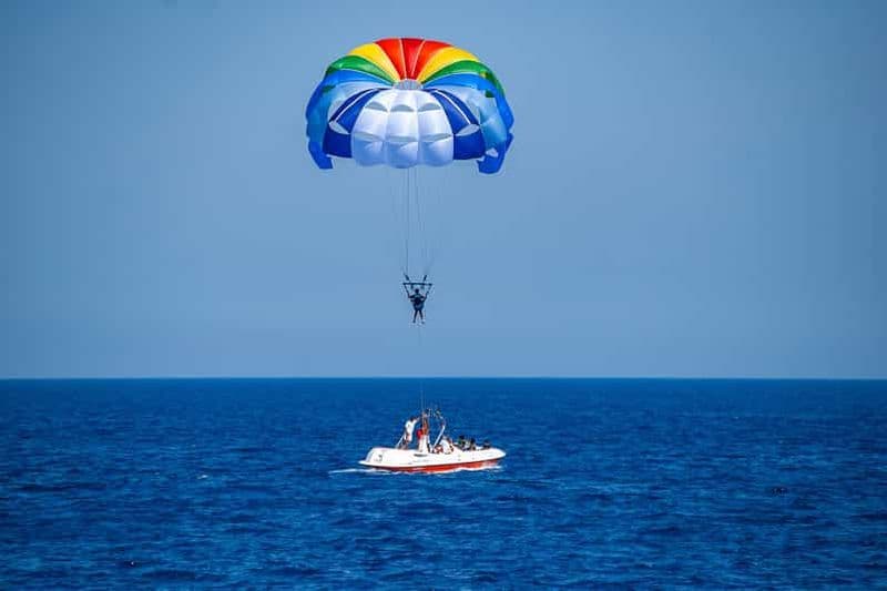 Billet Sharm : Parachute ascensionnel, tour en bateau-banane et tour en bateau-tube avec transferts