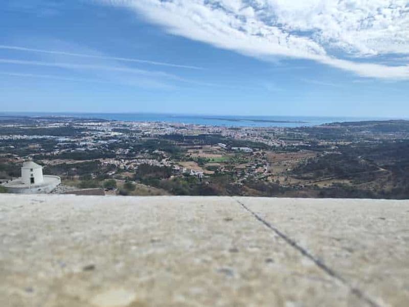 Visite à pied à Palmela avec dégustation gastronomique