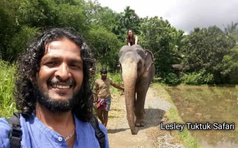 Billet Kandy : safari à dos d'éléphant à Pinnawala avec visite de la ville de Kandy
