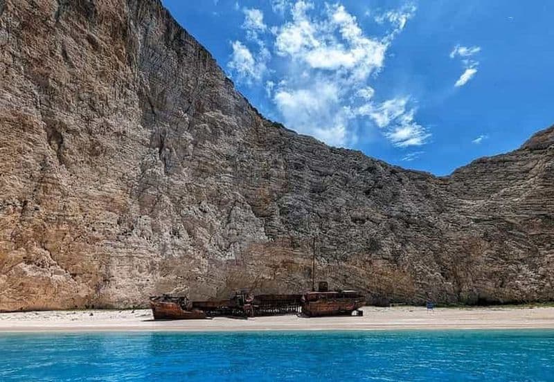 Zante : Croisière de baignade dans les grottes bleues et la baie de Navagio