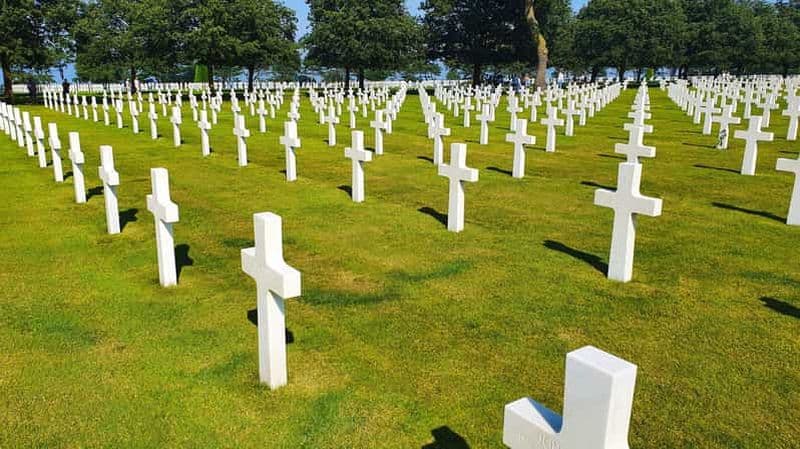 Visite à pied privée d'Omaha Beach et du cimetière de Colleville