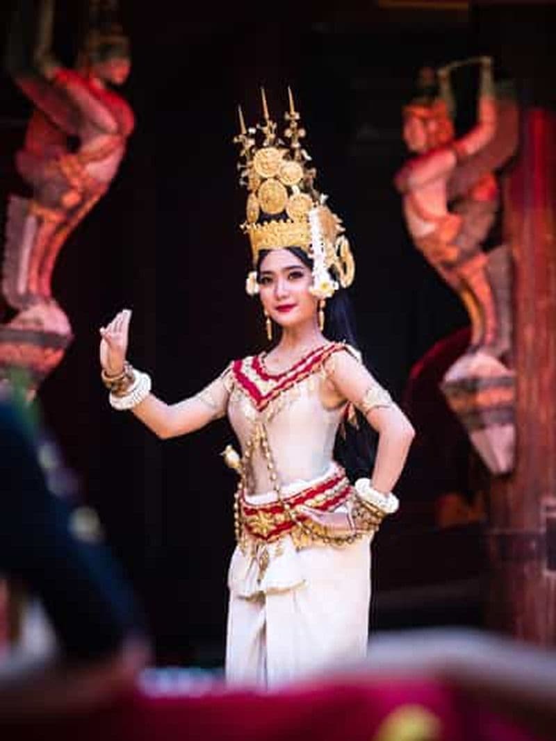 Le spectacle au théâtre Apsara comprend le dîner et la prise en charge à l'hôtel.