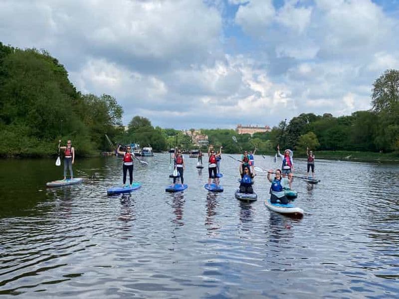 Expérience de paddleboard sur la magnifique Tamise à Richmond