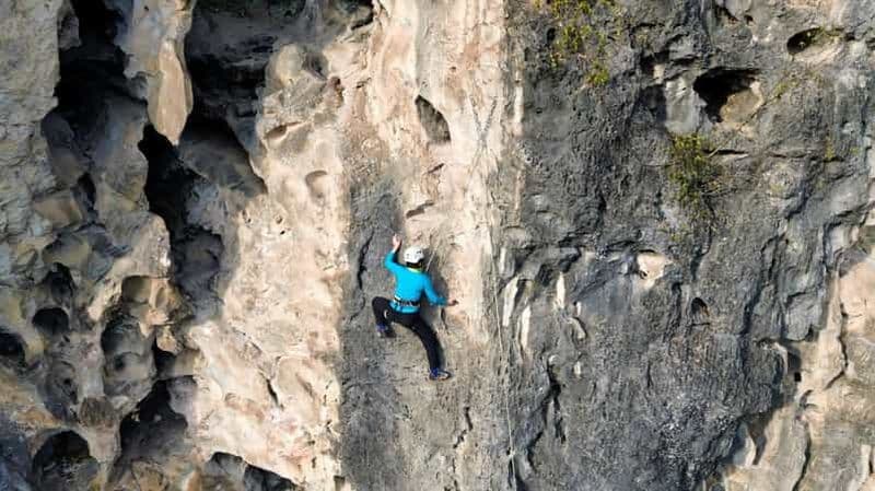 Au départ de Guilin : excursion escalade et descente de rivière à Yangshuo