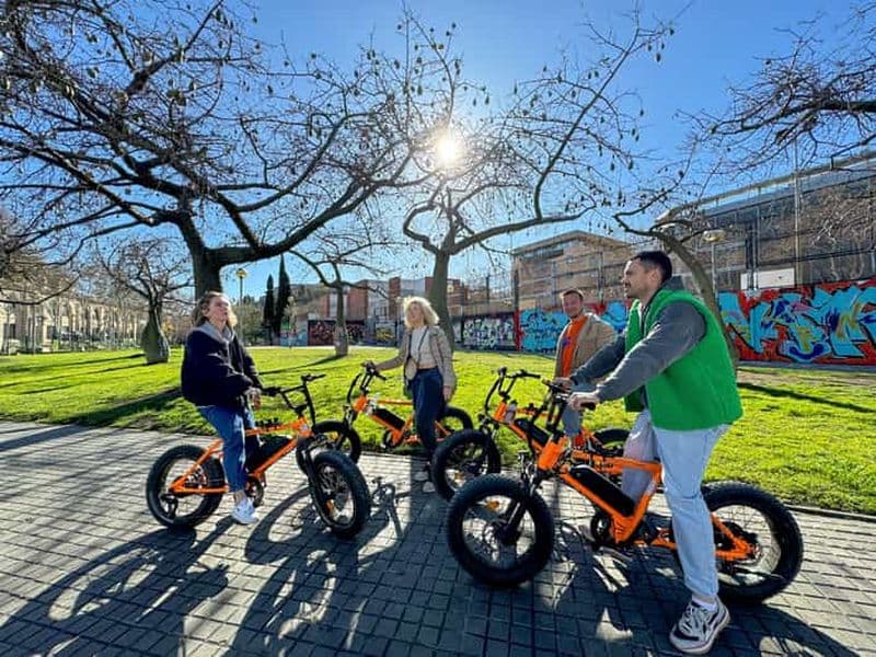 Billet Barcelone : Visite guidée en E-Bike des points forts de la ville