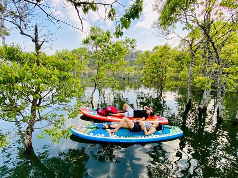 Activité combinée de 2 jours avec Trek-Paddling-Camping-Canyoning