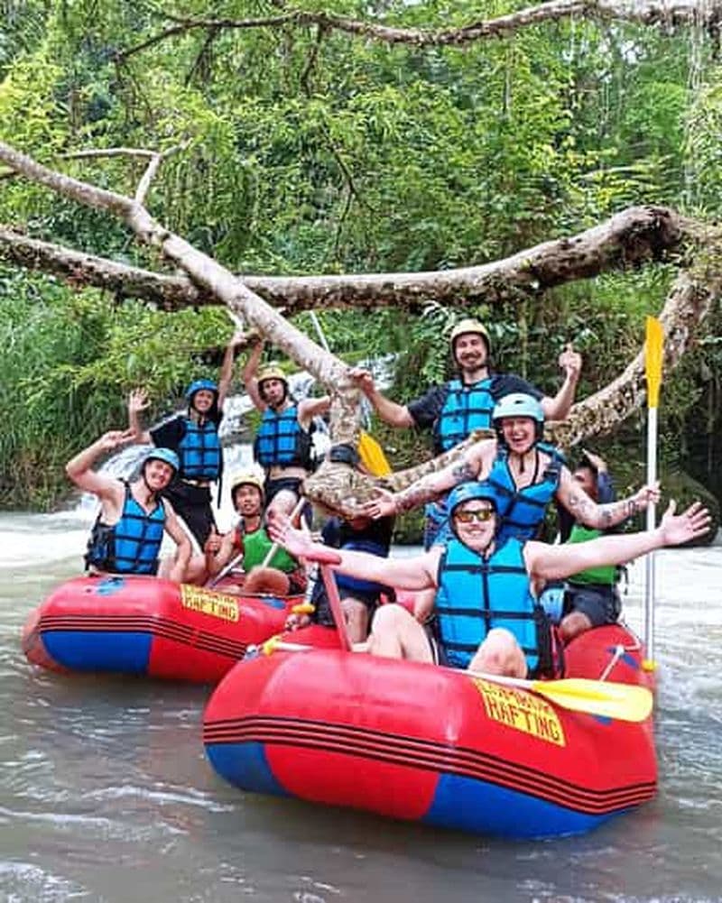 Billet Lombok : rafting et cascade de Benang Kelambu avec déjeuner