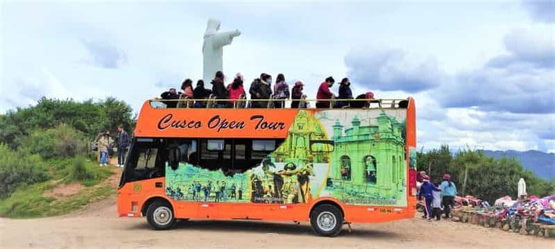 Cusco : Visite touristique de la ville en bus à toit ouvert