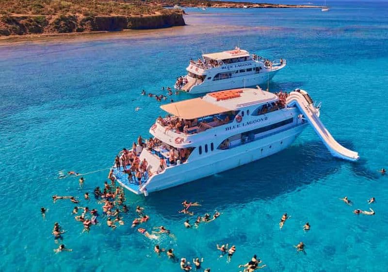 Billet Polis : Paphos et croisière en bateau dans le lagon bleu avec toboggan aquatique