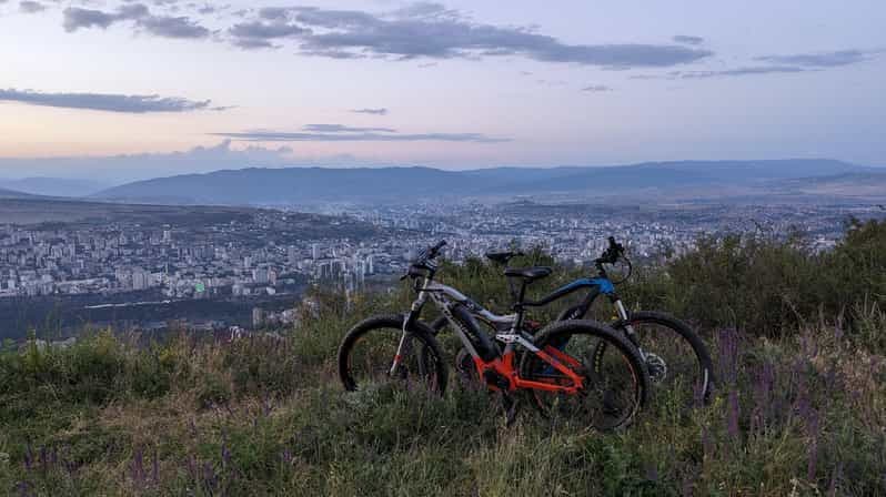 VTT électrique autour de Tbilissi