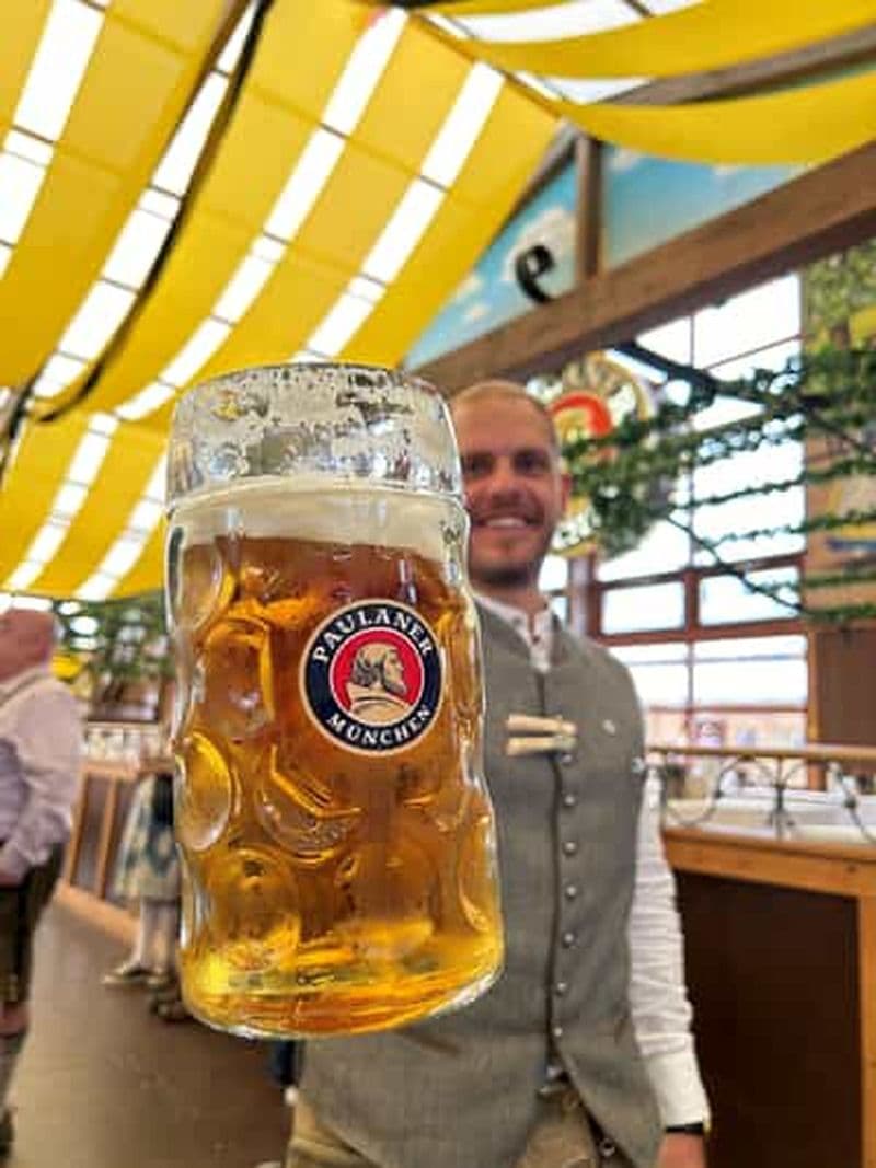 Billet Munich : Visite guidée de l'Oktoberfest avec bière et déjeuner