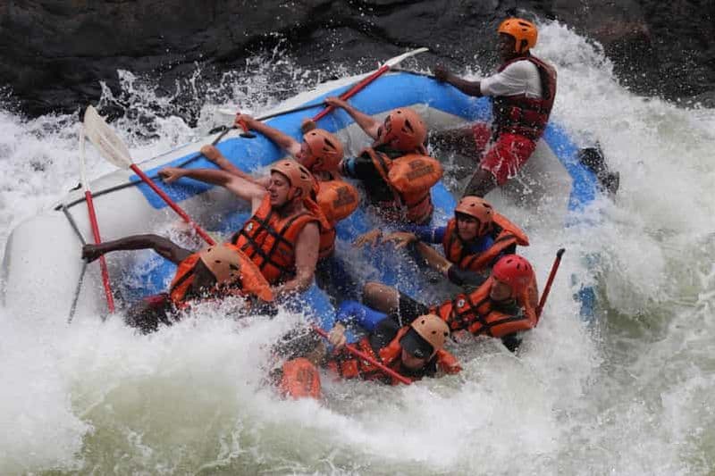 Nairobi : excursion d'une journée de rafting en eaux vives sur la rivière Sagana