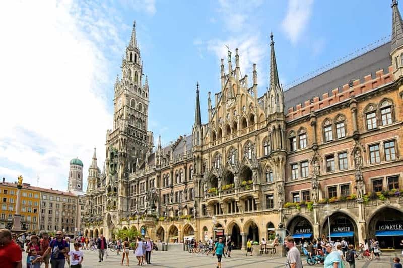 Billet Munich : les incontournables de la vieille ville, y compris l'hôtel de ville, la Hofbräuhaus et le Viktualienmarkt