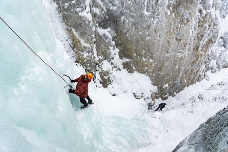Banff : Introduction à l'escalade de glace pour les débutants