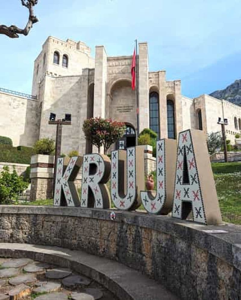 Billet Au départ de Tirana/Durrës : journée au château de Kruja et au musée Skanderbeg...