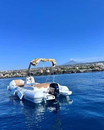 Billet Excursion en zodiac – À la découverte de la Riviera dei Ciclopi